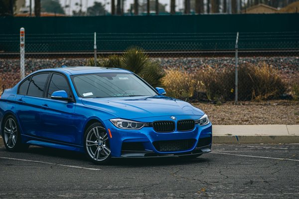 Rétroviseurs et angles morts : Comprendre et éviter les dangers